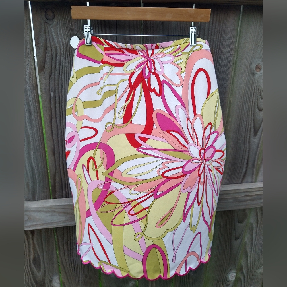 Women's Essential G Scalloped Skirt
